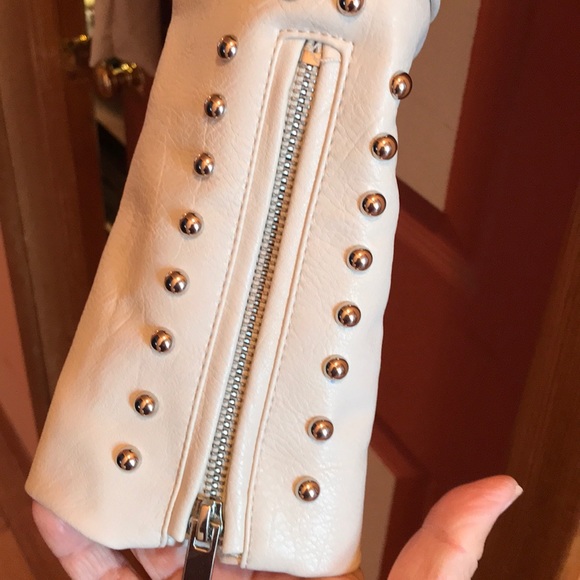 Artificial Leather Embroidered Moro Jacket - Picture 4 of 12